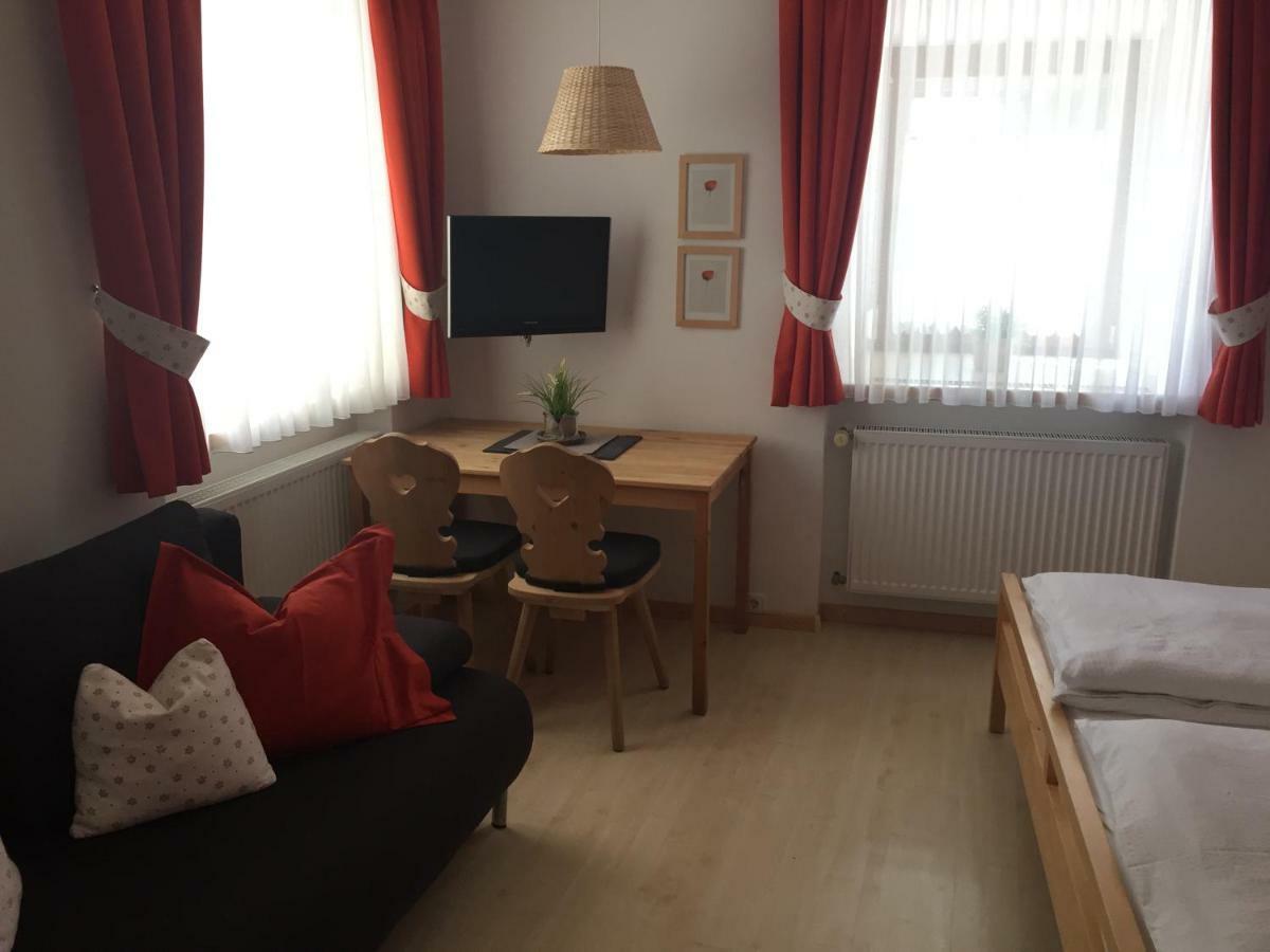 Appartements Rienzner Dobbiaco Habitación foto